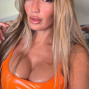 Model - Yourhotqueeen longlegs