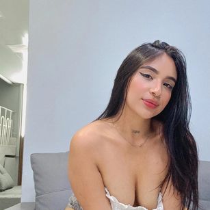Model - Sara Steven Topless