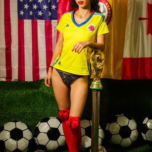 Model - Eimy Sanchez anal
