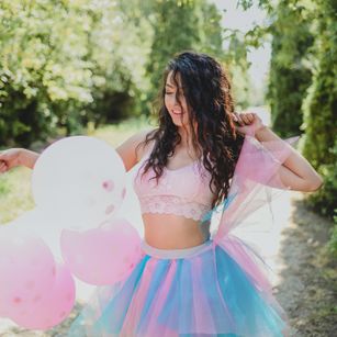 Model - Mina Zola dildo