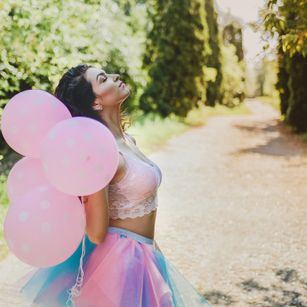 Model - Mina Zola toys