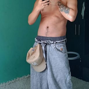Model - justin moon bigcock