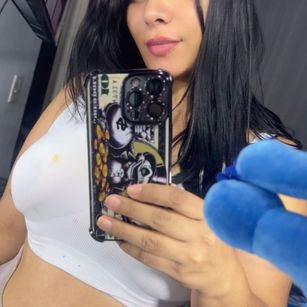 Model - Valentina Vega squirt