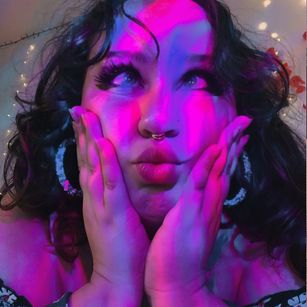 Model - KathleenCosmicVice dildo