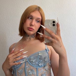 Model - Yanina squirt