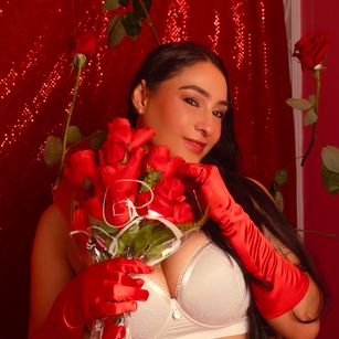 Model - GenesisVega gorgeous