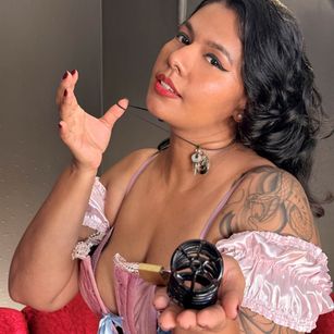 Model - Mistress Lilith bigass