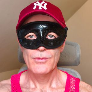 Model - roaringkitty masturbate