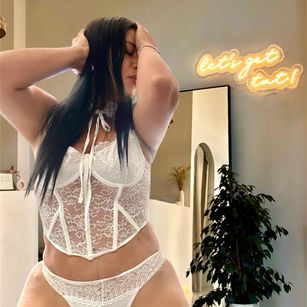 Model - Eva_Stone squirt