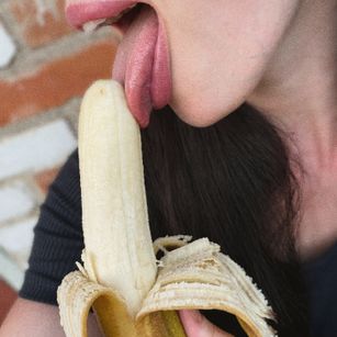 Model - Snow White HUGE TITS {{tag}}
