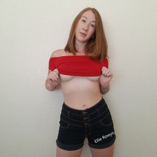 Model - Ellie Rowyn bigass