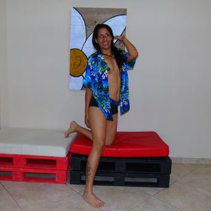 Model - Glory Jhons pussy