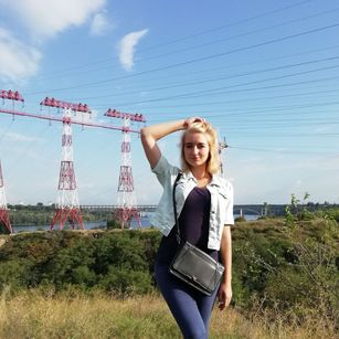 Model - AngieGil feet