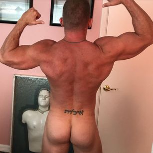 Model - Justus bisexual