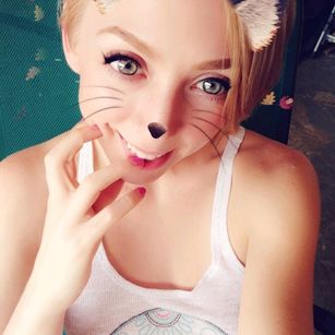 Model - Mrs. Monopoly switch