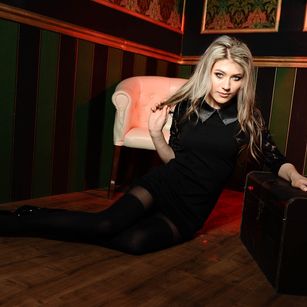 Model - Victoria fuck