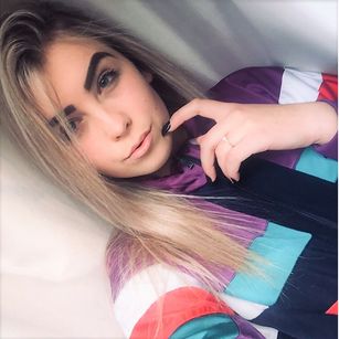 Model - Sweet_Lara ass