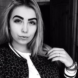 Model - Sweet_Lara nipples