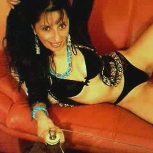 Model - Miranda squirting