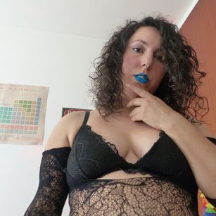 Model - Patrizze Martinez heels