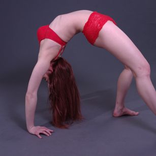 Model - Miss Peach 4