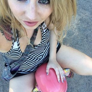 Model - Kelly Belle 3