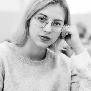 Model - Alina blowjob