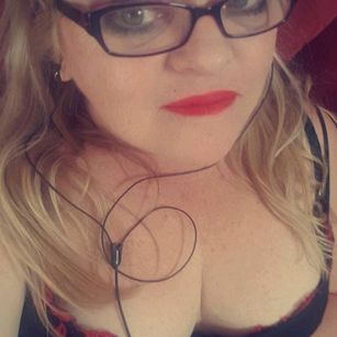 Model - Australian Samantha Gee BBW