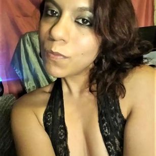 Model - Kat Malone lingerie