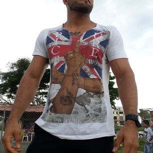 Model - Jeremy Leal caliente