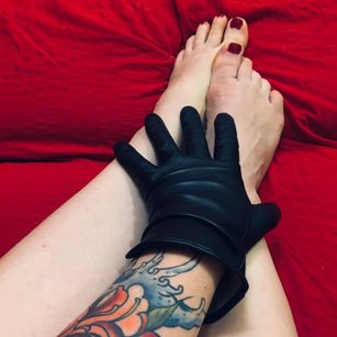 Model - MistressHotwifeVenus stockings