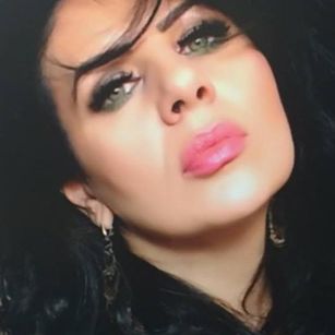 Model - BeckyBlast lingerie