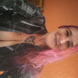 Model - Raritee beautiful