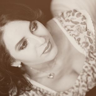 Model - RENESSME.CAM 1