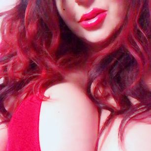 Model - ChellieDD english