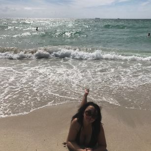 Model - ChellieDD PAWG