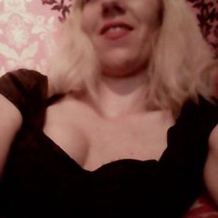 Model - Chantalx blond