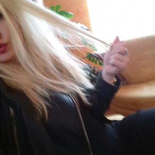 Model - Iren Karmen 1