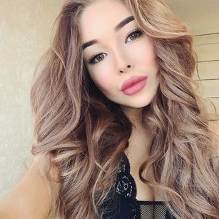 Model - Asian girl cumshow