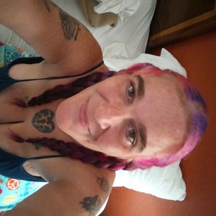 Model - Raritee unique