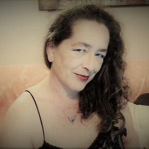 Model - SarinaXXX dildo