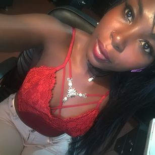 Model - ebony18 bony