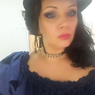 Model - liverusya201025 milf