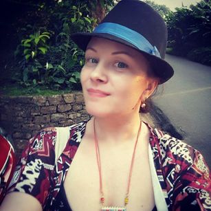 Model - liverusya201025 Hot