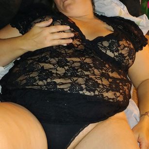 Model - TxSugarTits tattoos