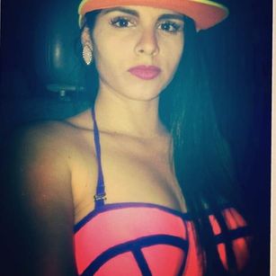 Model - Athenea nieass