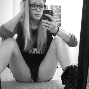 Model - Liz Caliber 9