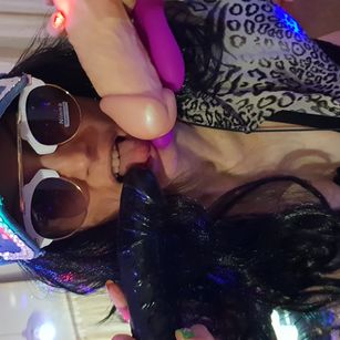 Model - KINKYmiss petite