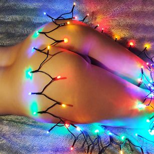 Model - SquirtAngel fingering