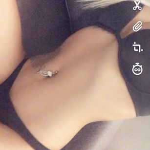 Model - Hailee beautiful